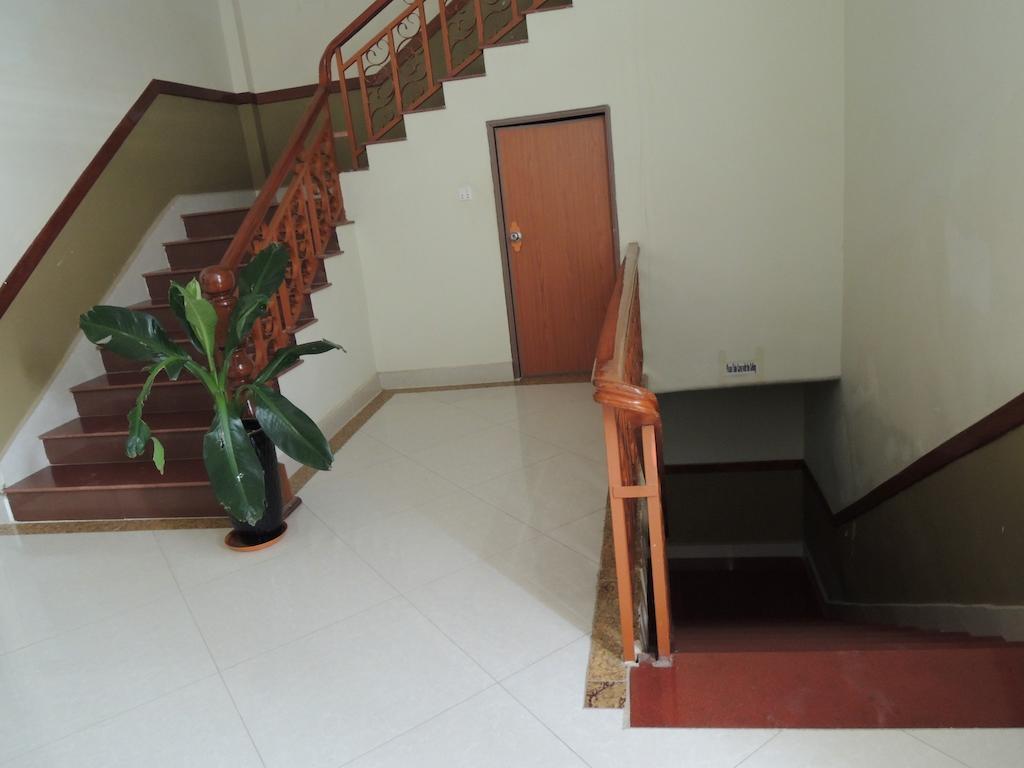 Lux Star Town Hotel Phnom Penh Exterior photo